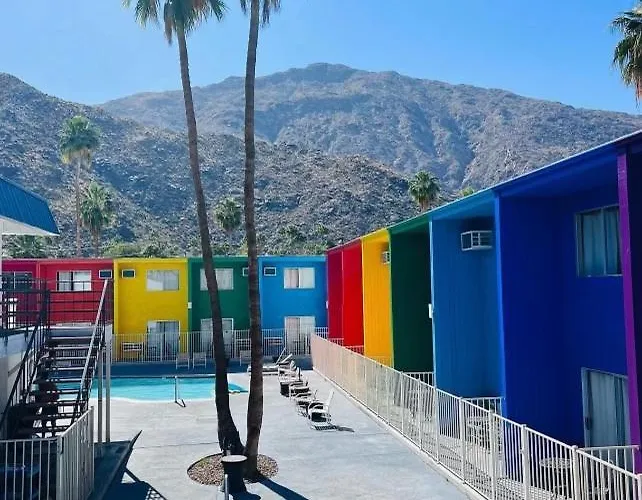 Palm Springs Resorts