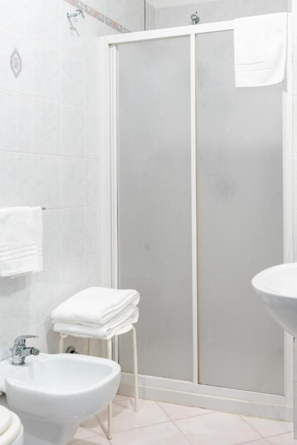 Standard Double Room,1025836885:JPEG