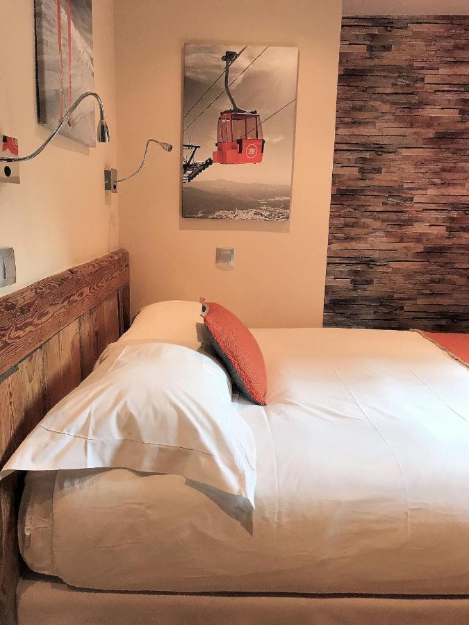 Double Room,1596023178:JPEG