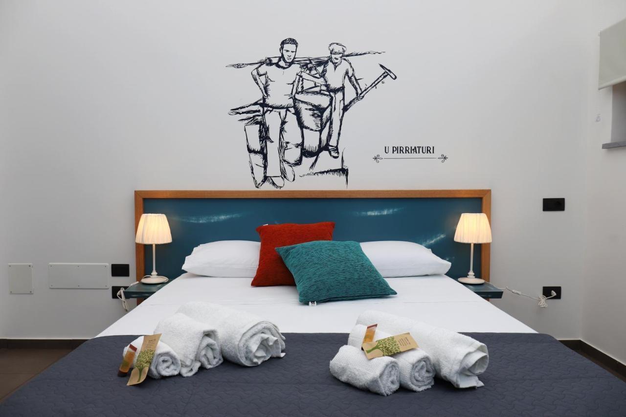 Deluxe Double Room,1033675994:JPEG