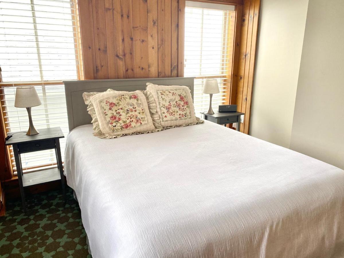 Queen Room - Disability Access,1559491219:JPEG