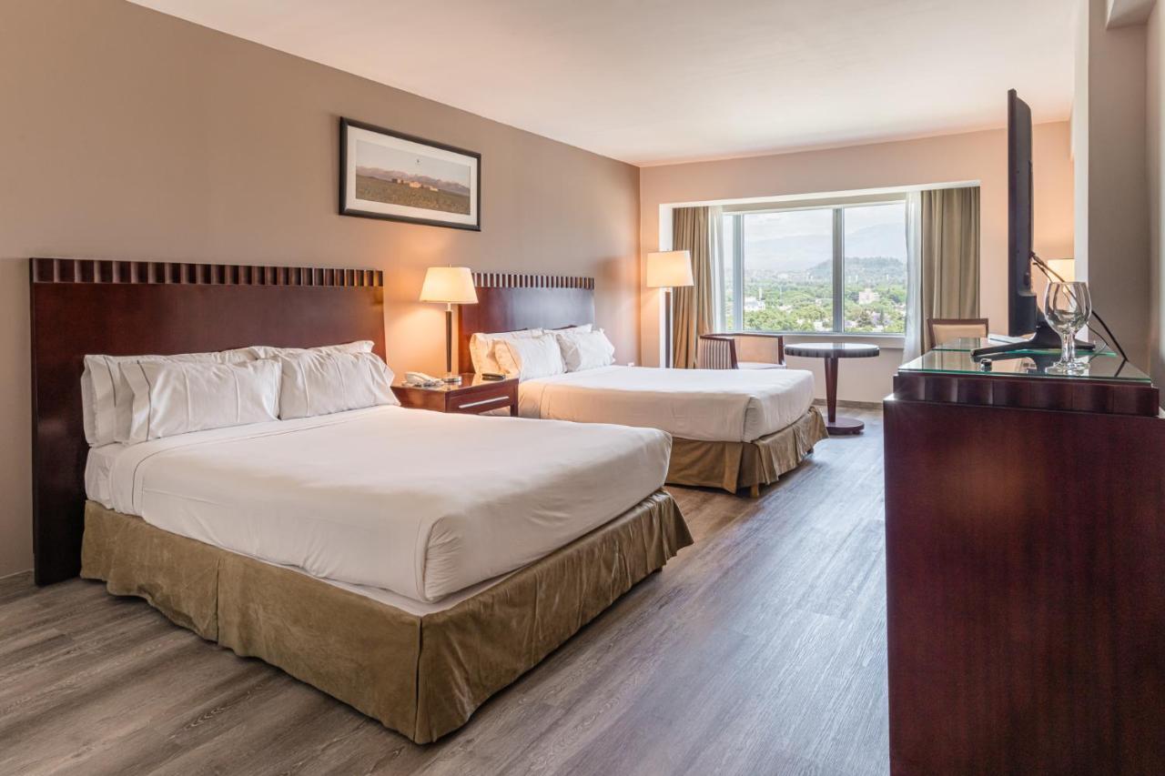 Standard Quadruple Room (2 Adults+ 2 Children),1272917974:JPEG