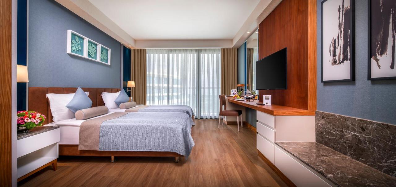 Standard Double or Twin Room Land View
