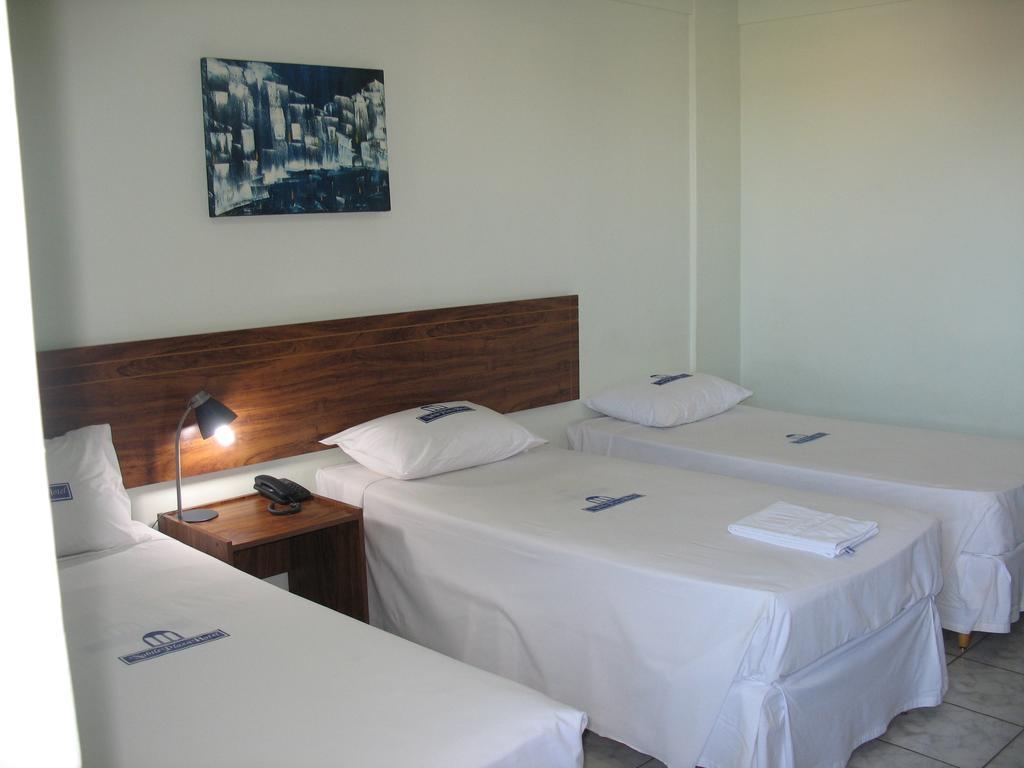 Quarto Triplo Premium