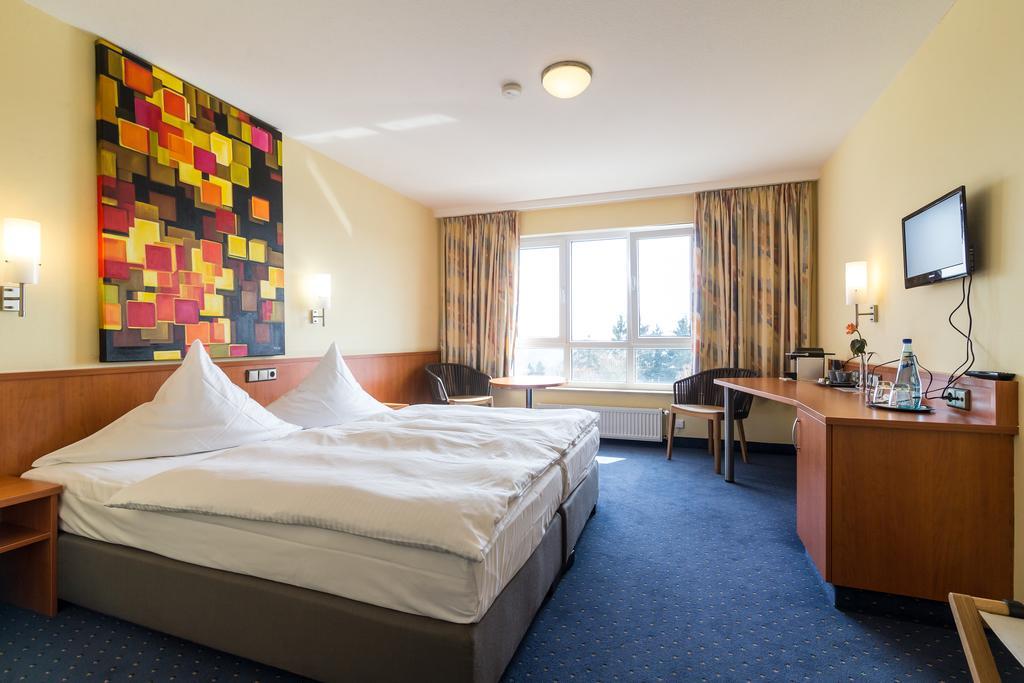 Standard Double Room,117483244:JPEG