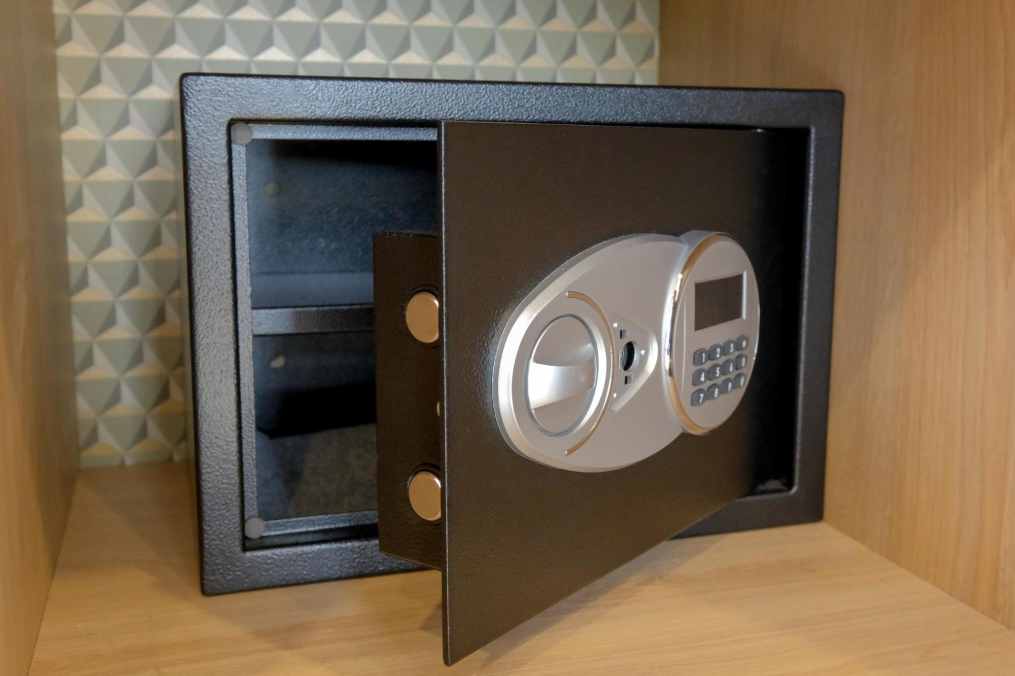 Small Family Room,1608779389:JPEG