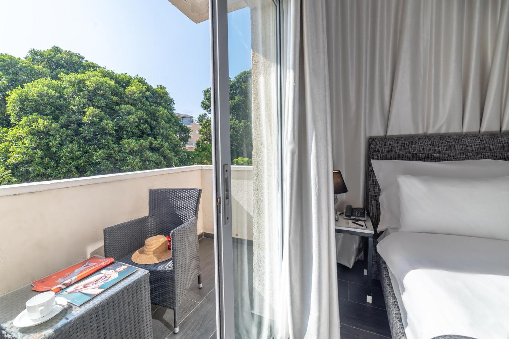Superior Double Room Balcony