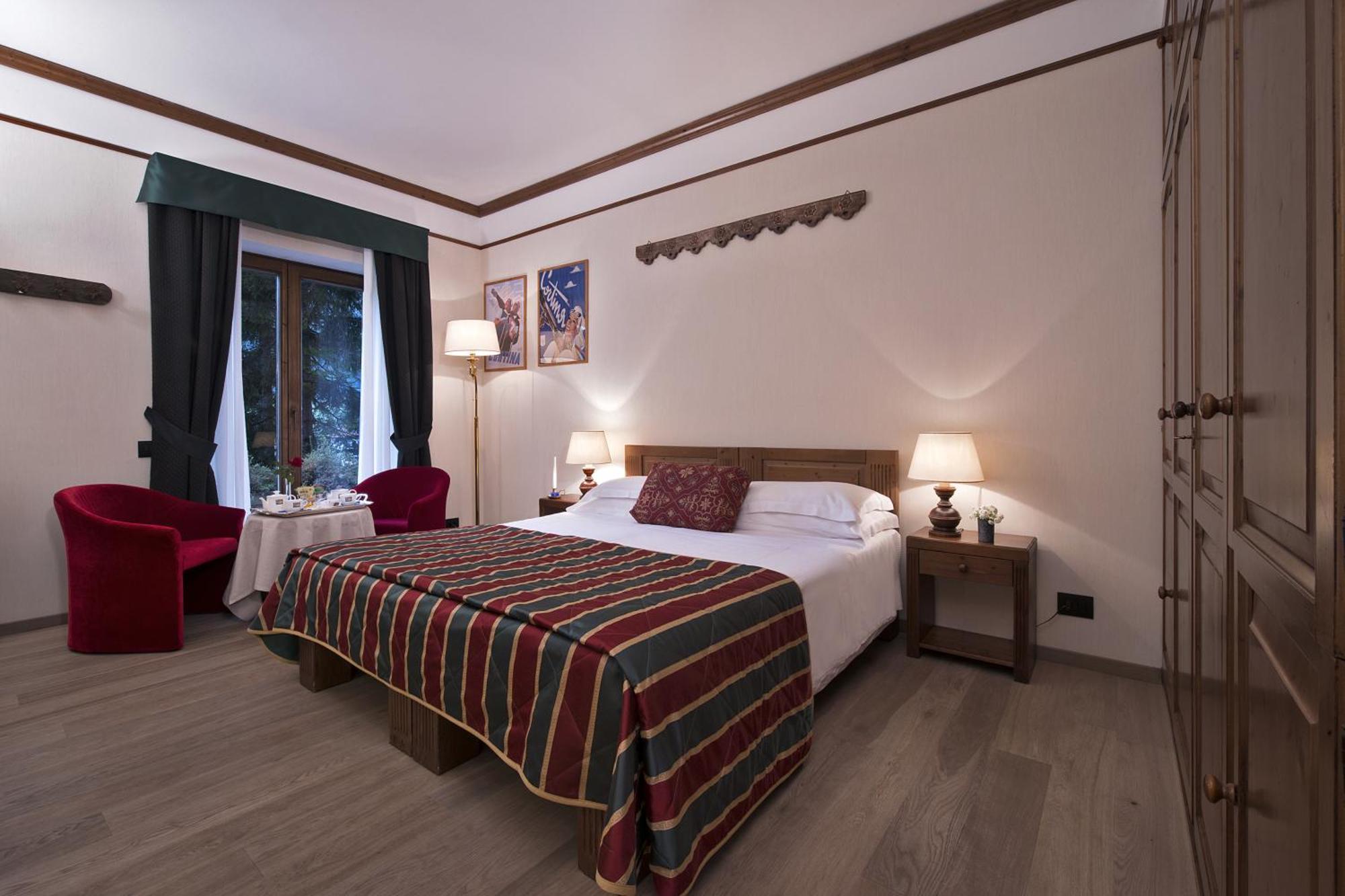 Camera Matrimoniale con Letto Supplementare