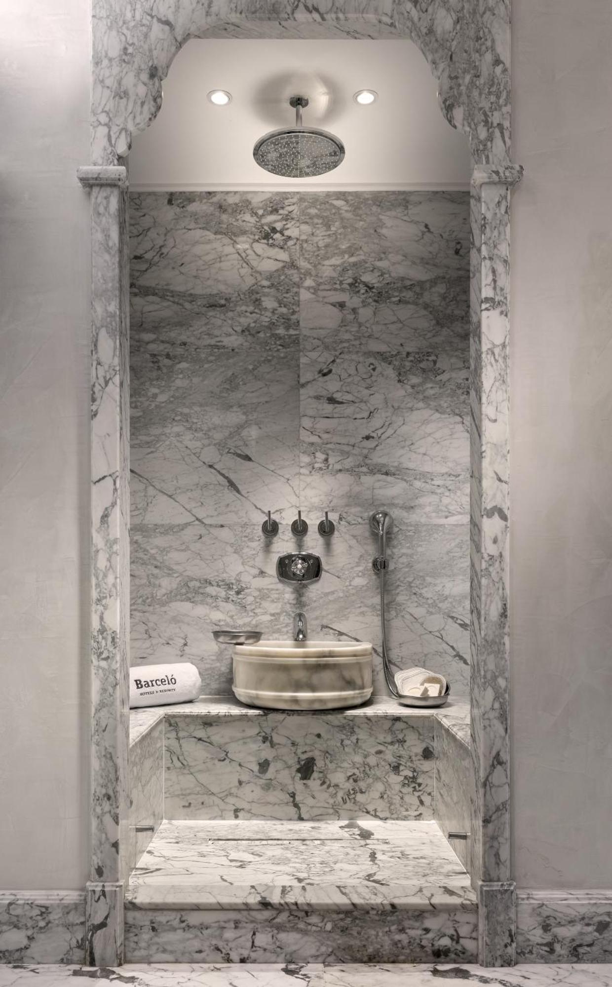 Deluxe Hammam