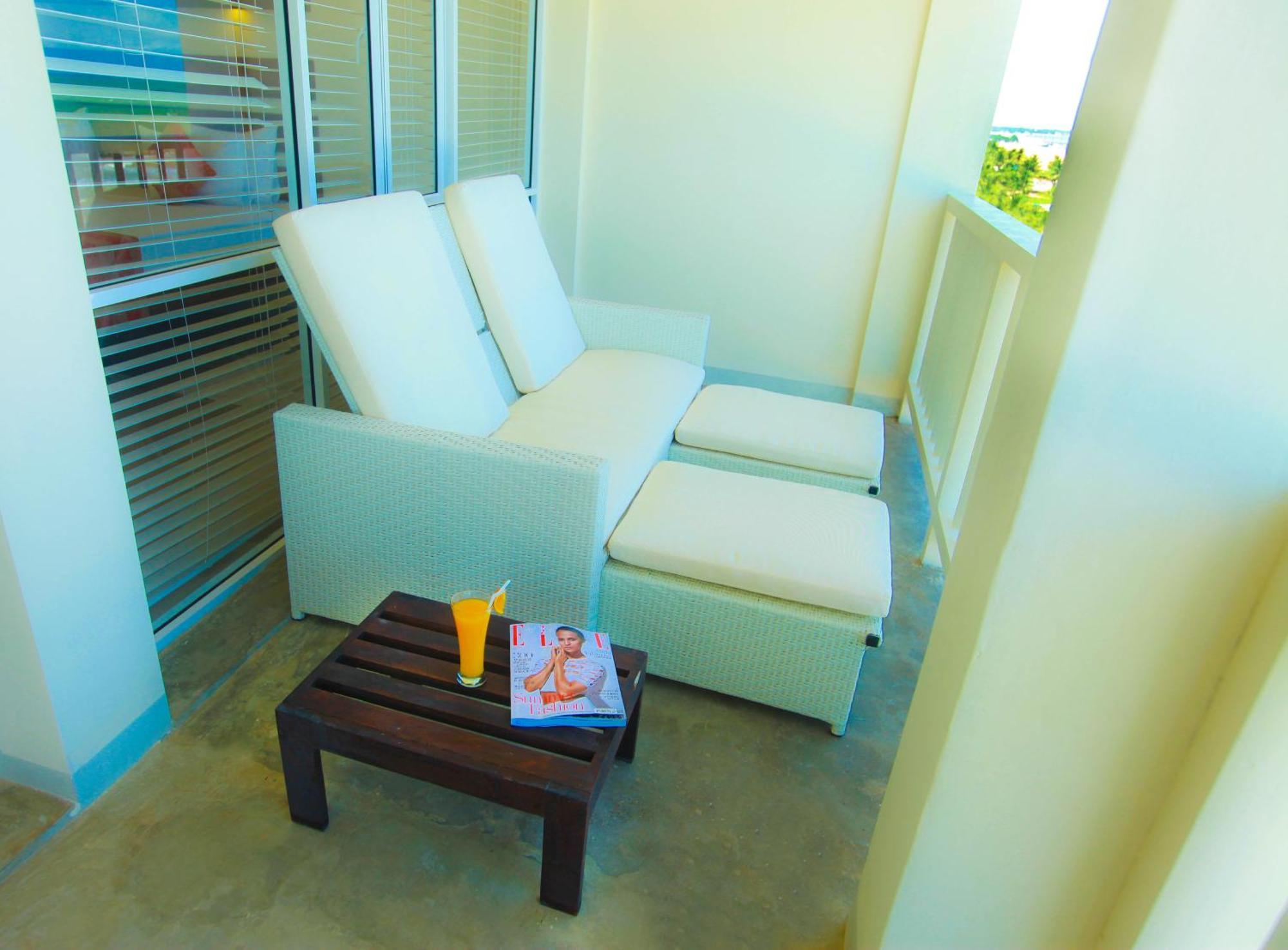 Deluxe Suite,642108315:JPEG