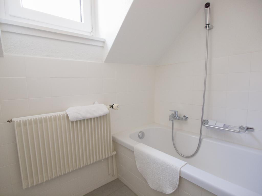 Twin Room External Private Bathroom