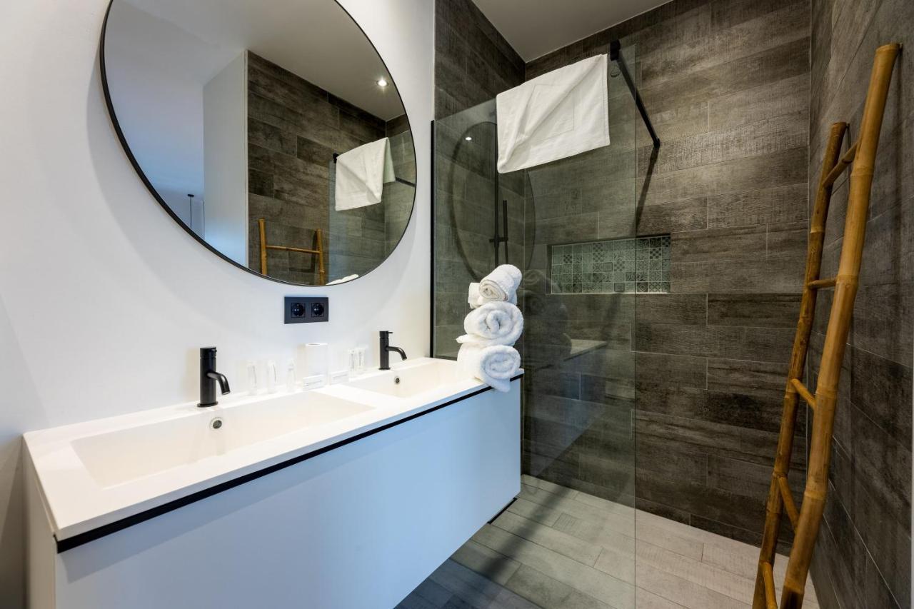 Penthouse Apartment,1268828779:JPEG