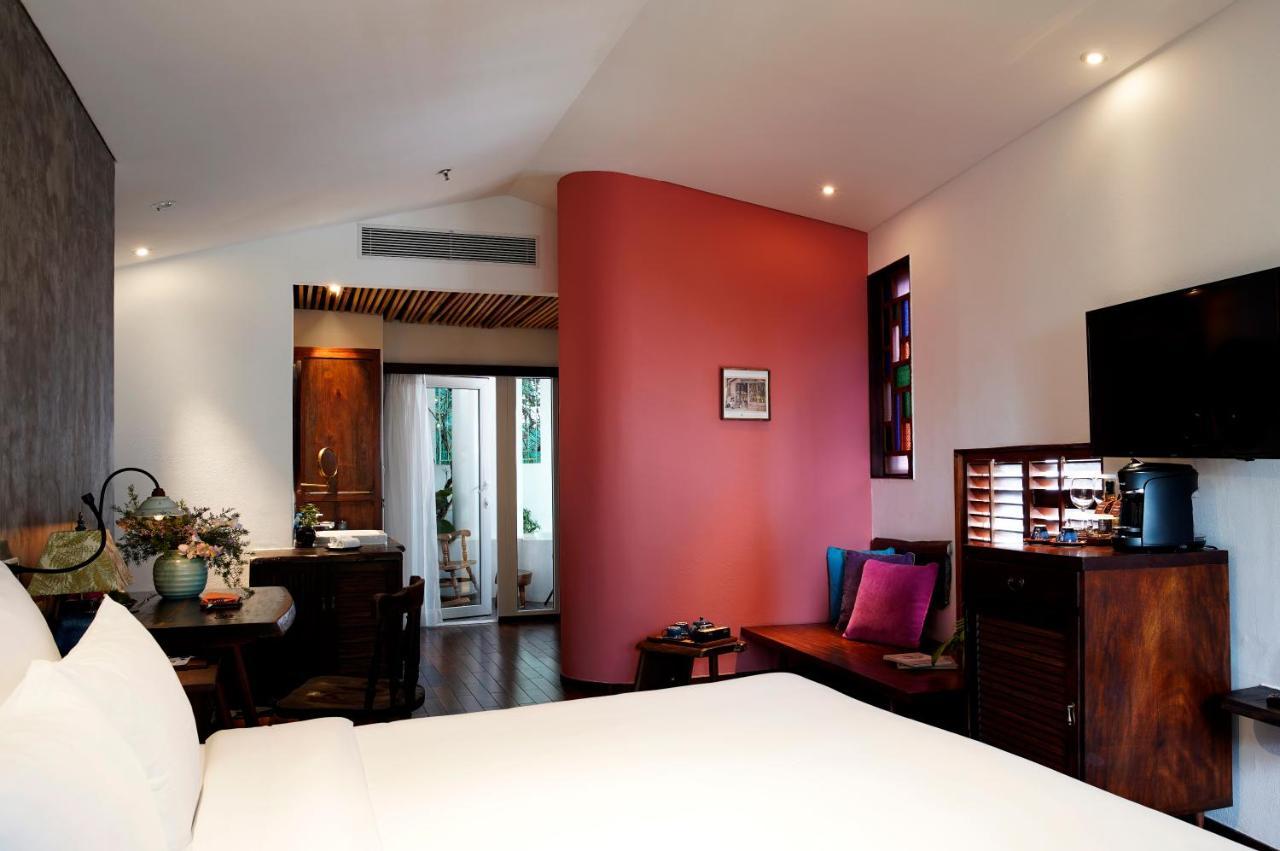 Saigon Signature Suite Balcony,1688839540:JPEG
