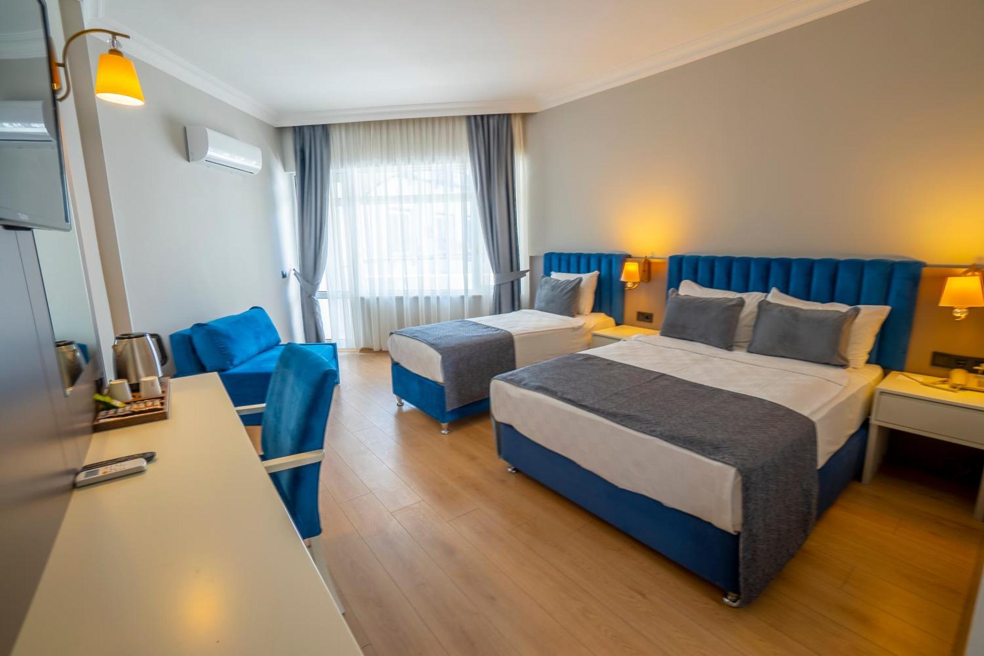 Großes Zimmer (2 Erwachsene + 2 Kinder)