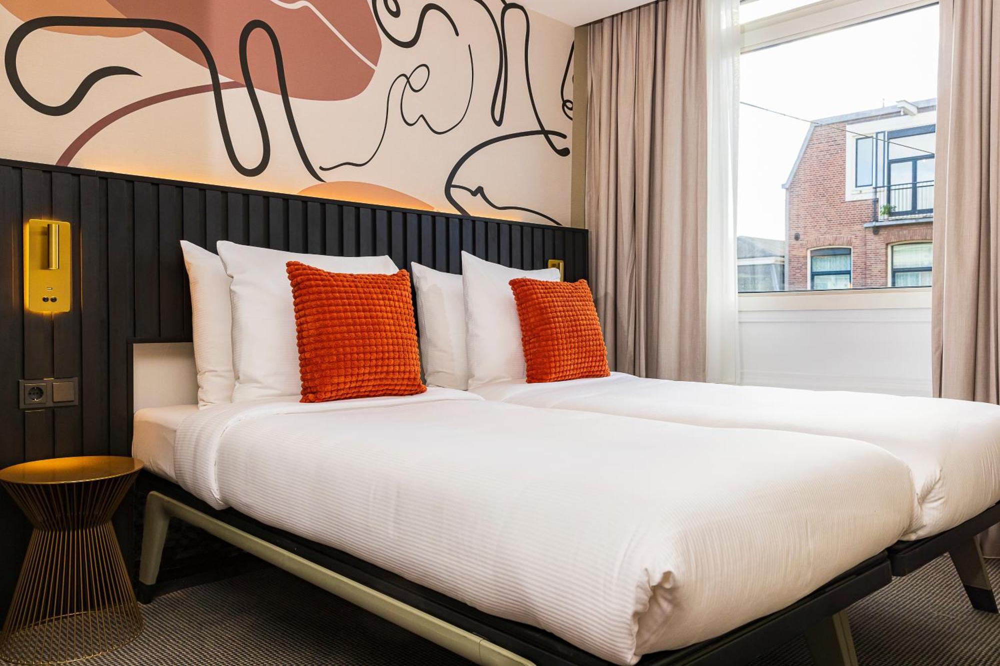 Tweepersoonskamer met 2 Aparte Bedden