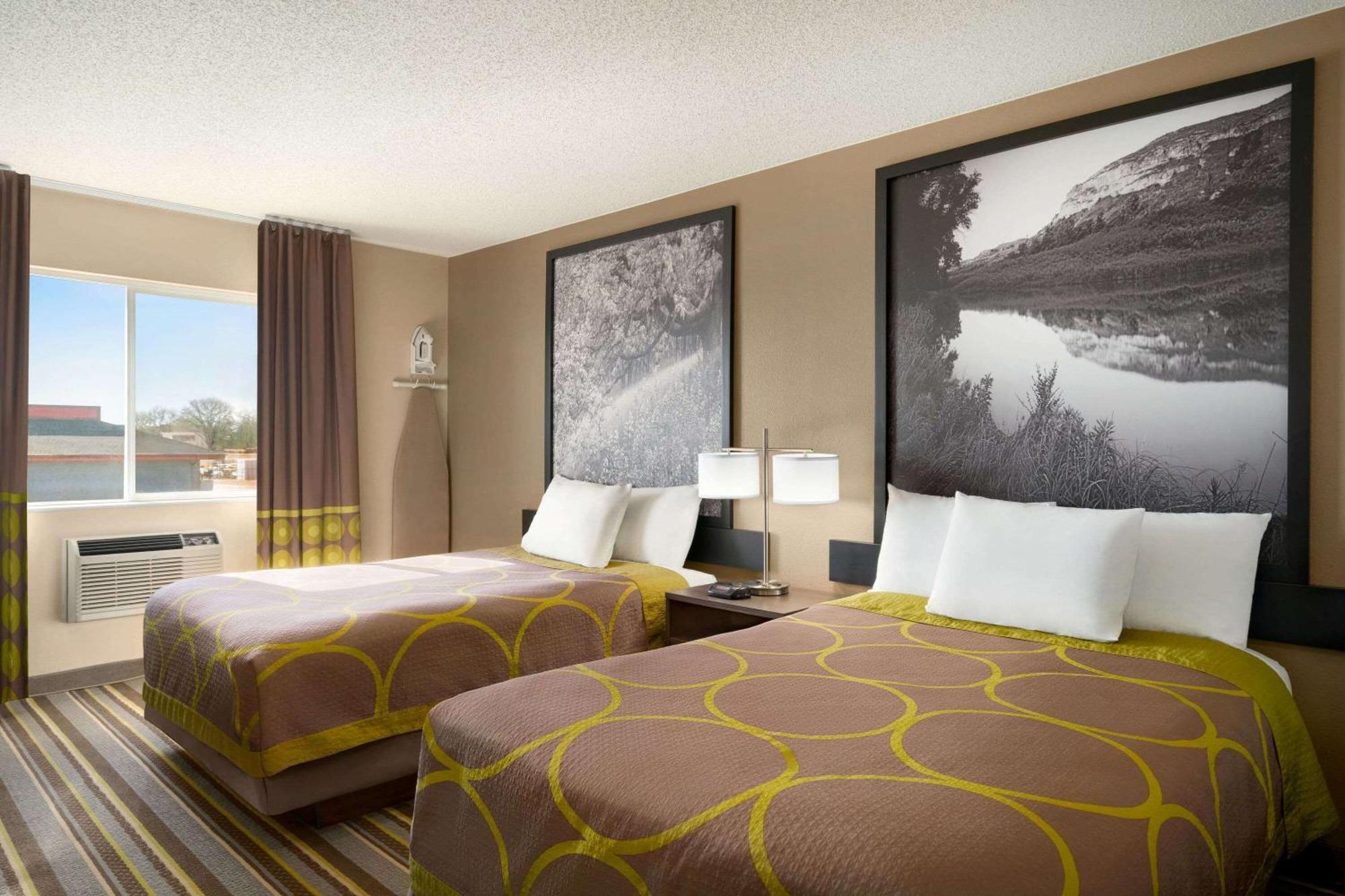 Double Room with Two Double Beds - Non-Smoking