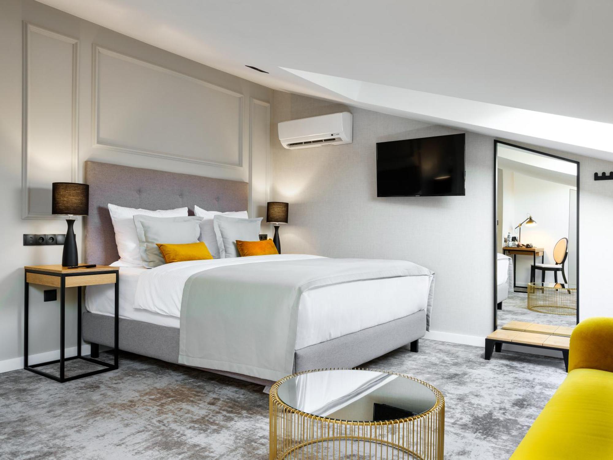 Standard Double or Twin Room