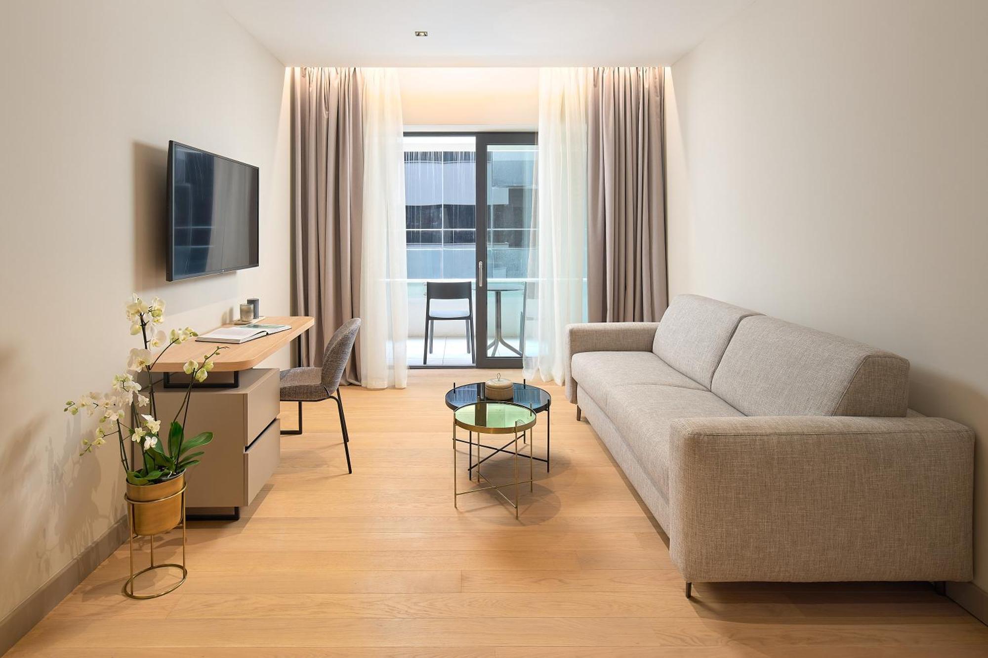 Suite com Varanda