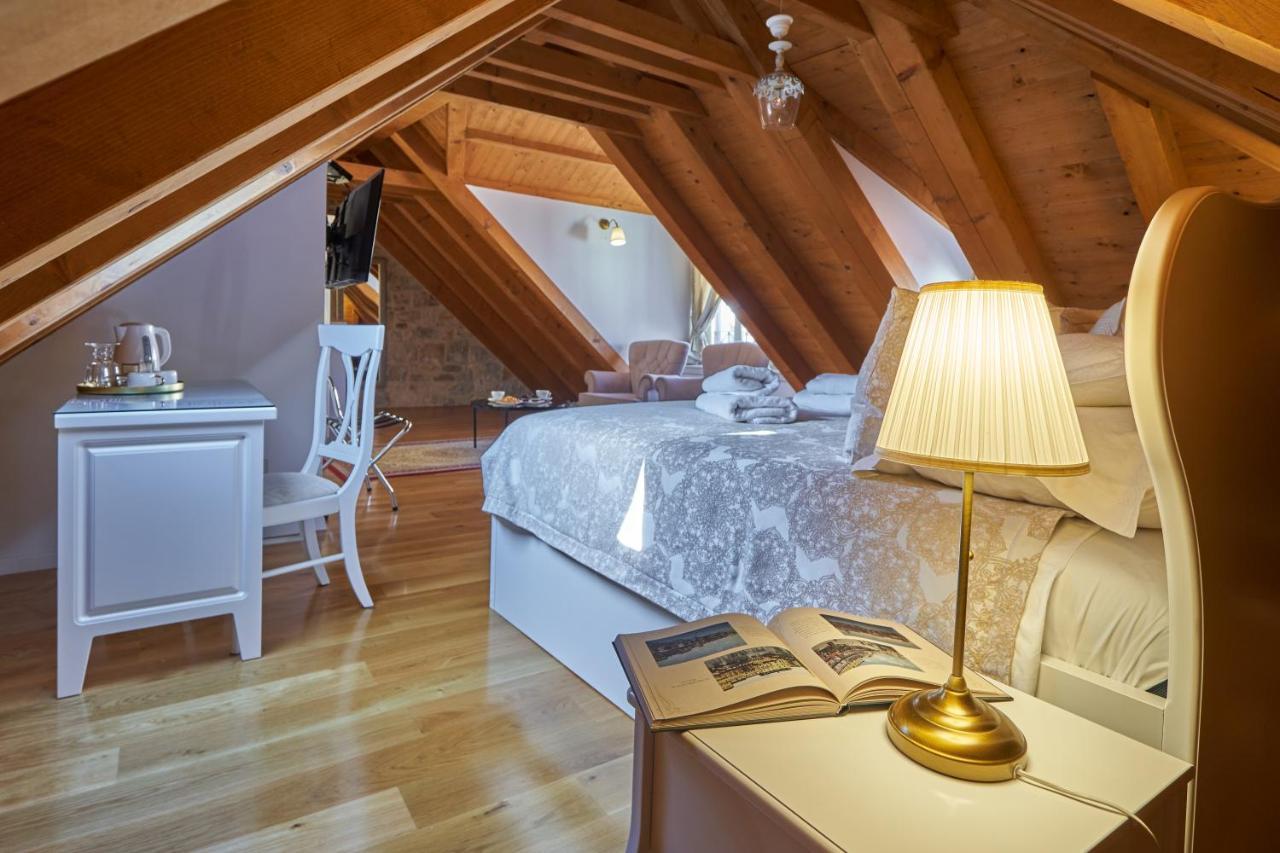 Deluxe Double or Twin Room Annex