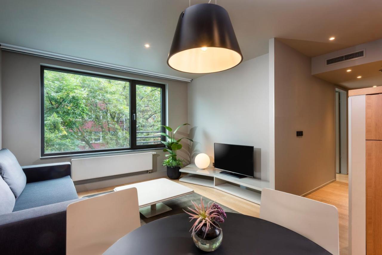 Apartamento de 2 Quartos (3 Adultos + 1 Criança)