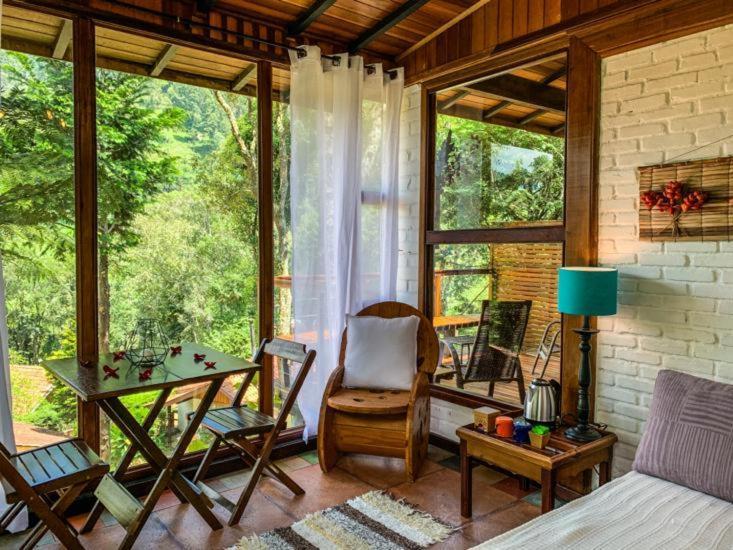 Deluxe King Suite,1329141320:JPEG