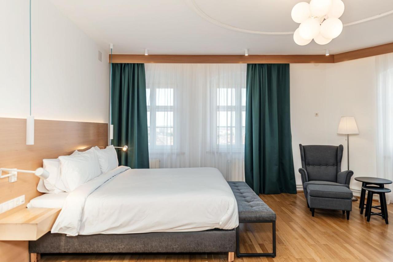 Junior Suite,1331592662:JPEG