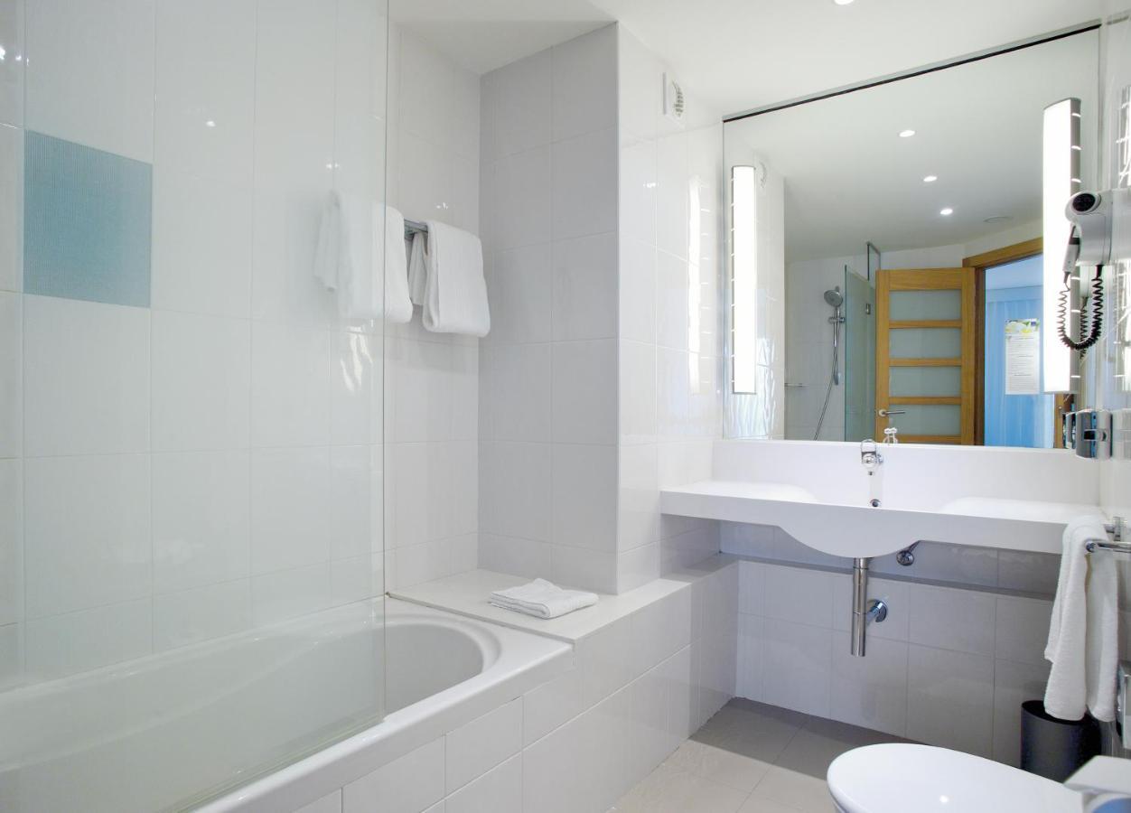 Habitación Doble Superior con sofá