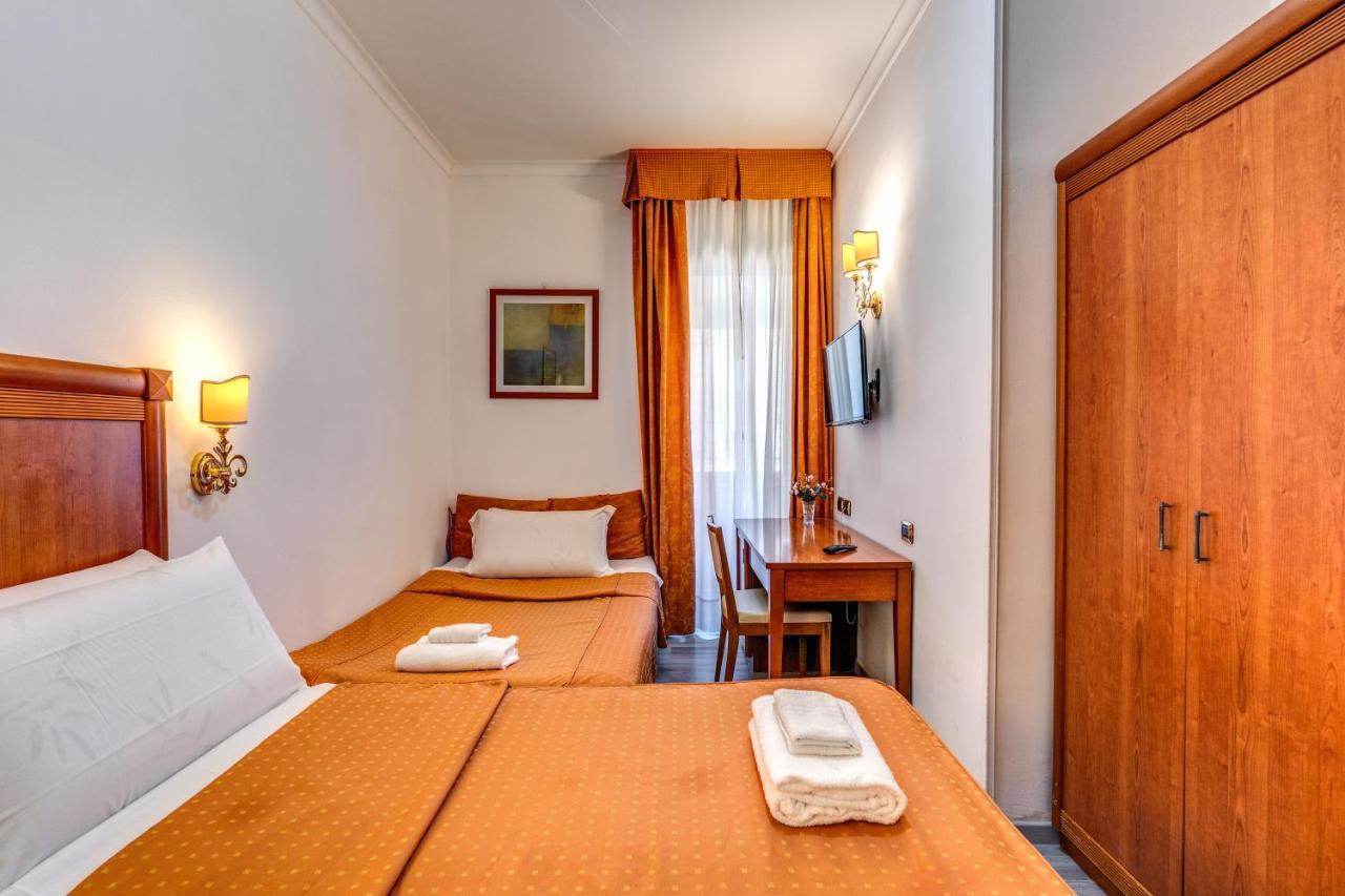 Basic Triple Room