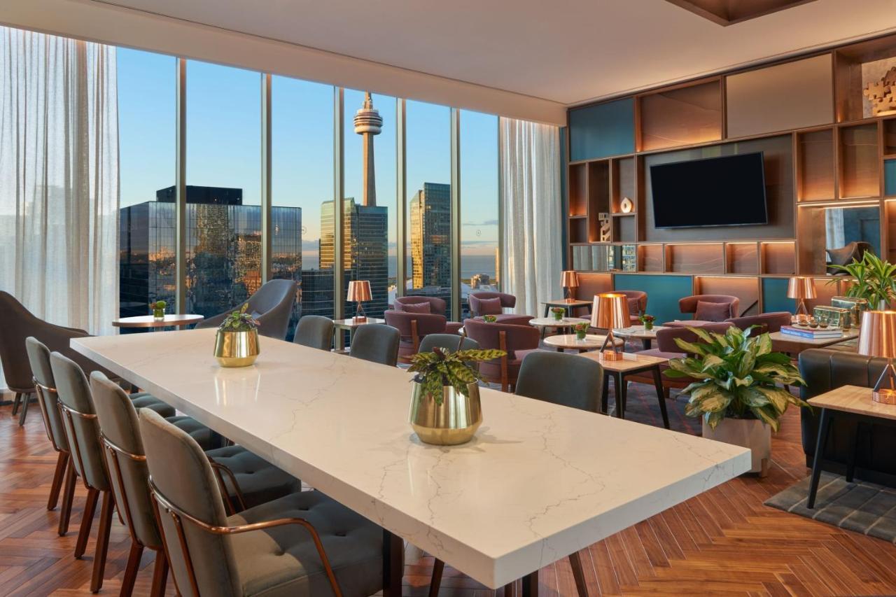 Suite Royal con 1 Letto King-Size e Accesso al Club Lounge