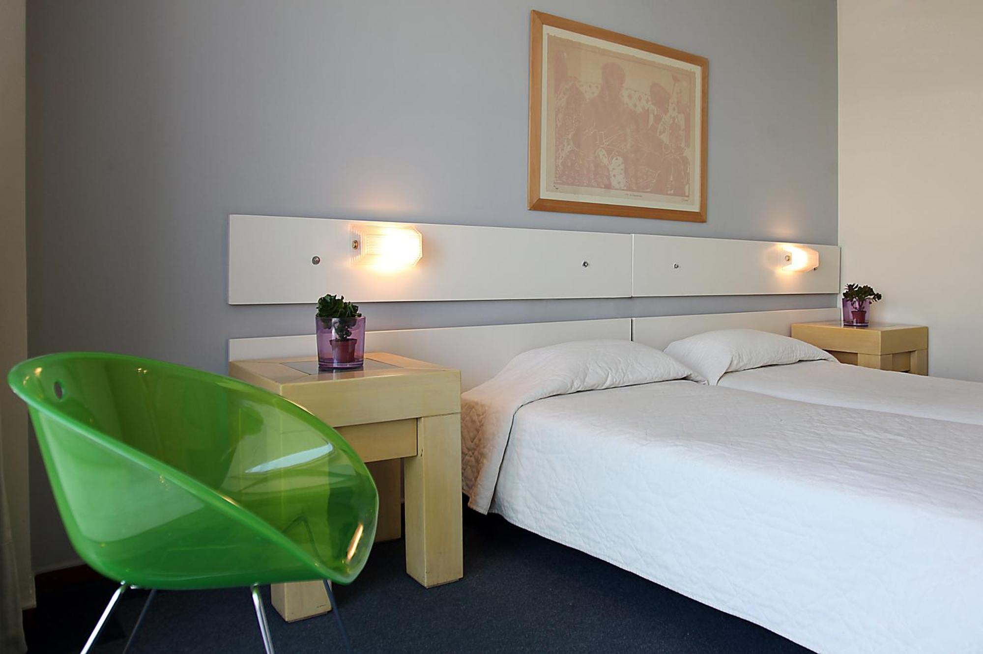 Comfort Twin Room Non-Smoking,1397204714:JPEG