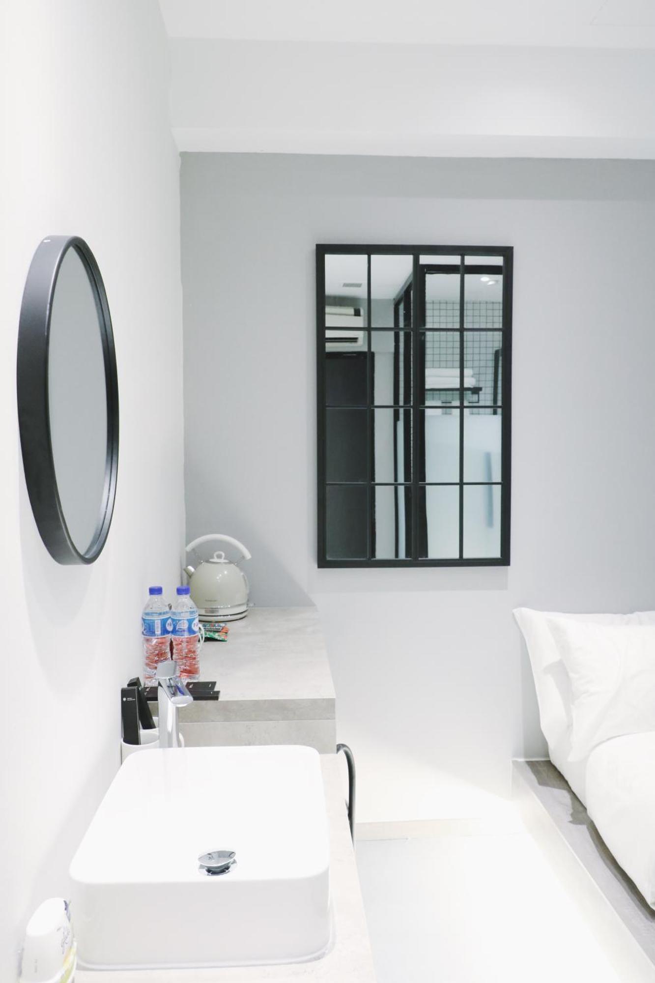 Standard Double Room No Window