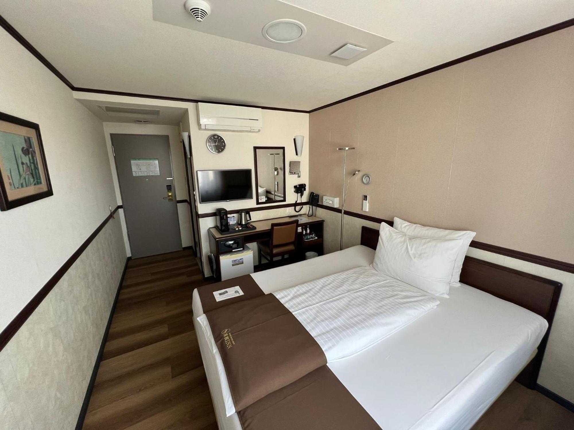 Deluxe Single Room