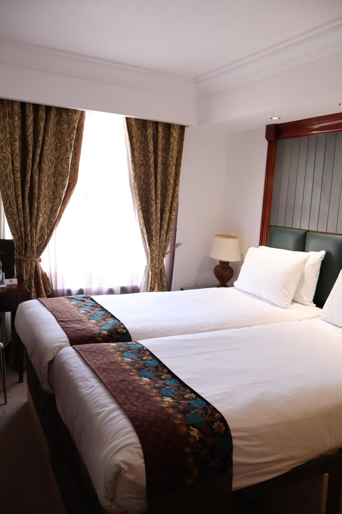 Deluxe Twin Room,1516364653:JPEG