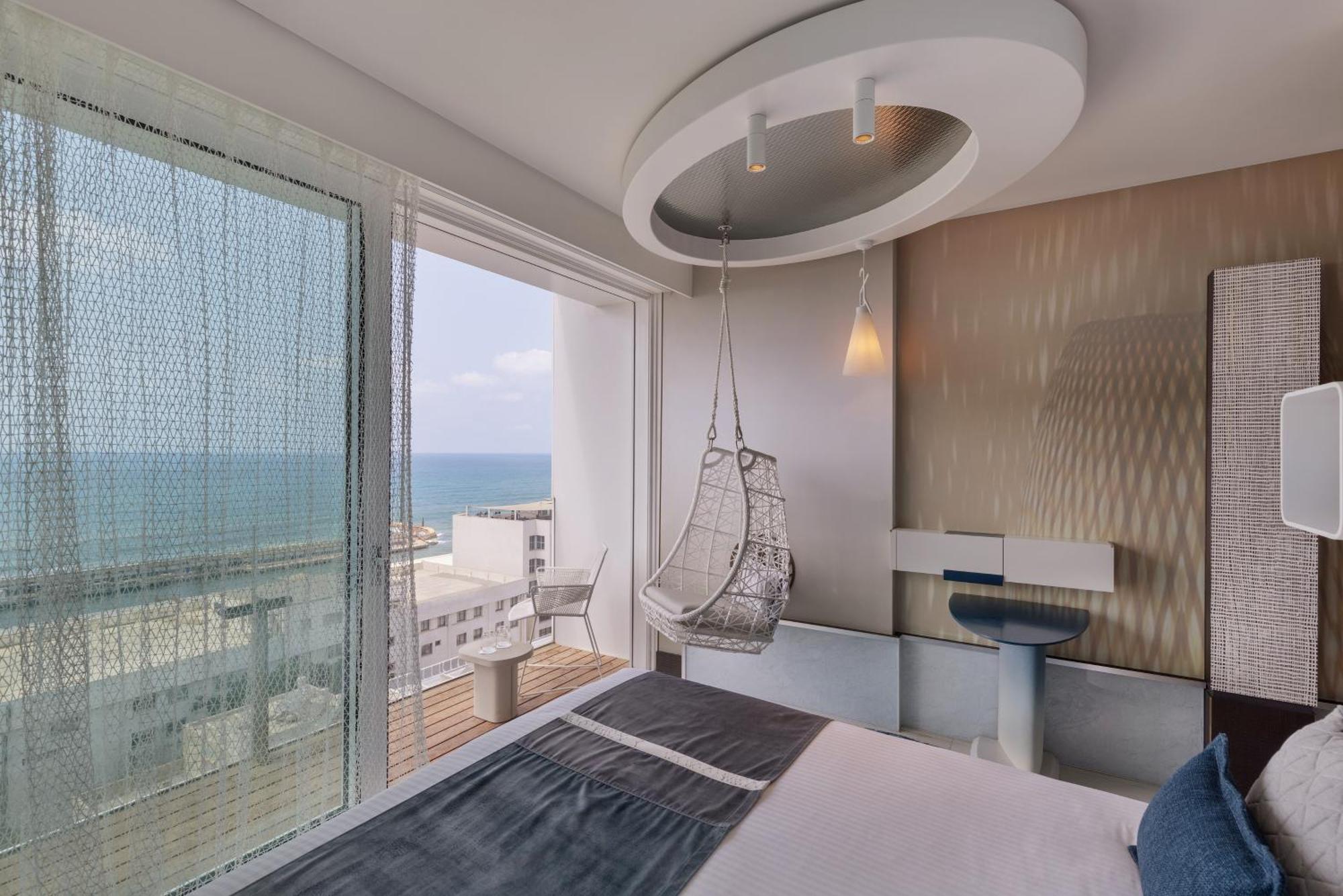 Port Deluxe Balcony Sea View