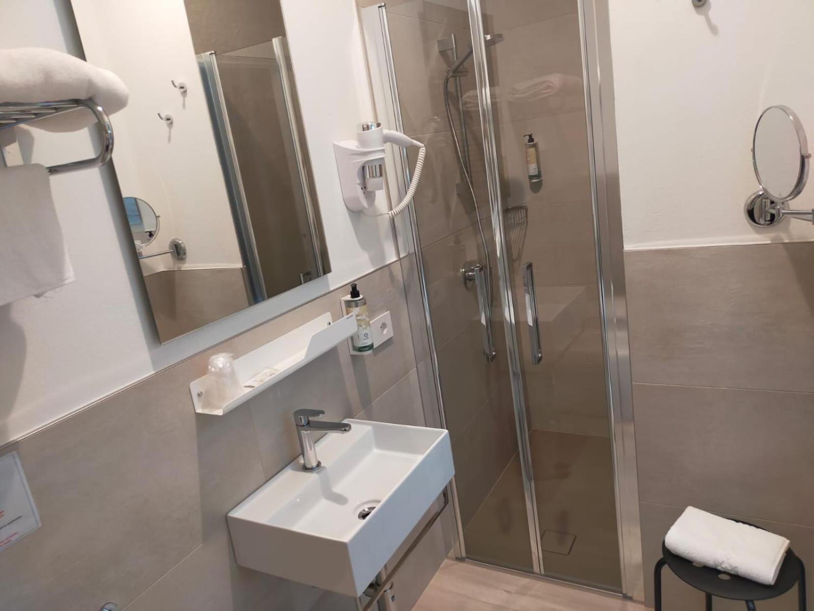 Deluxe Einzelzimmer mit Balkon