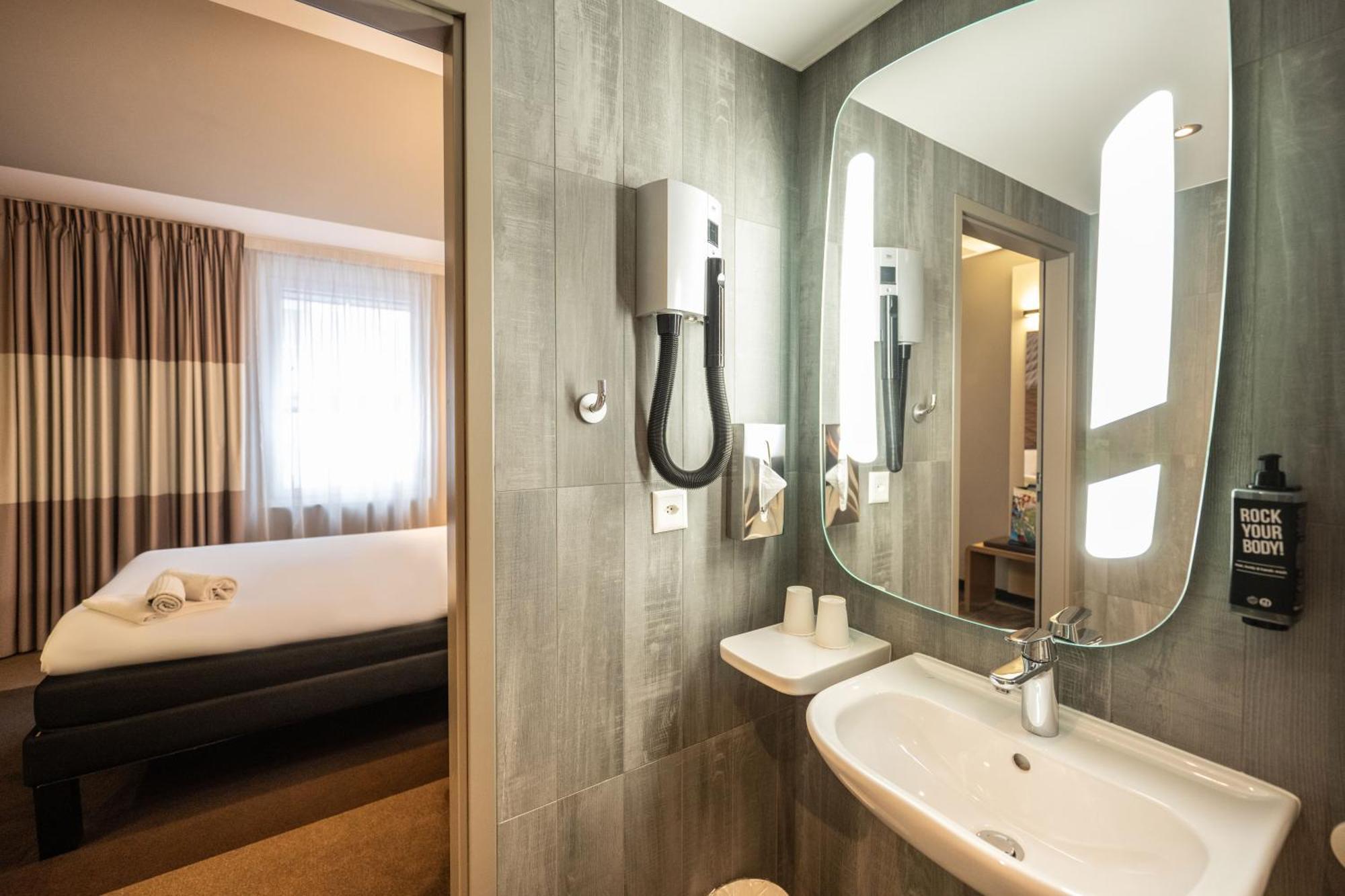 Double Room - Disability Access,1540509583:JPEG