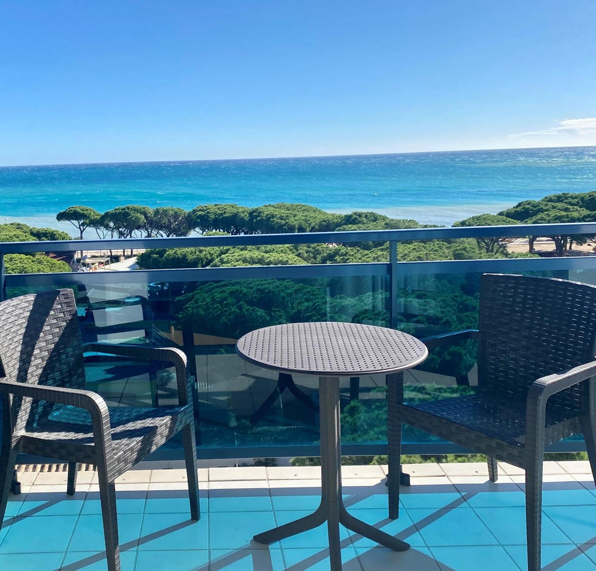 Double Room with Sea View (2 Adults + 1 Child),1112746158:JPEG