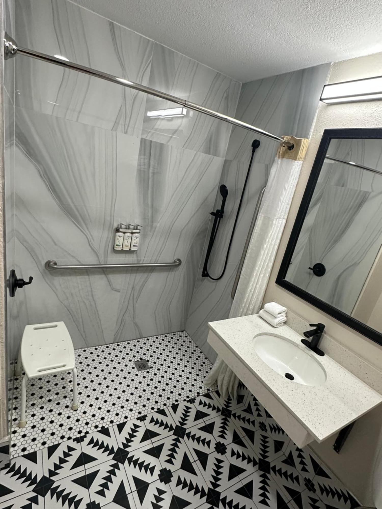 King Room - Disability Access/Non-Smoking,1551794653:JPEG