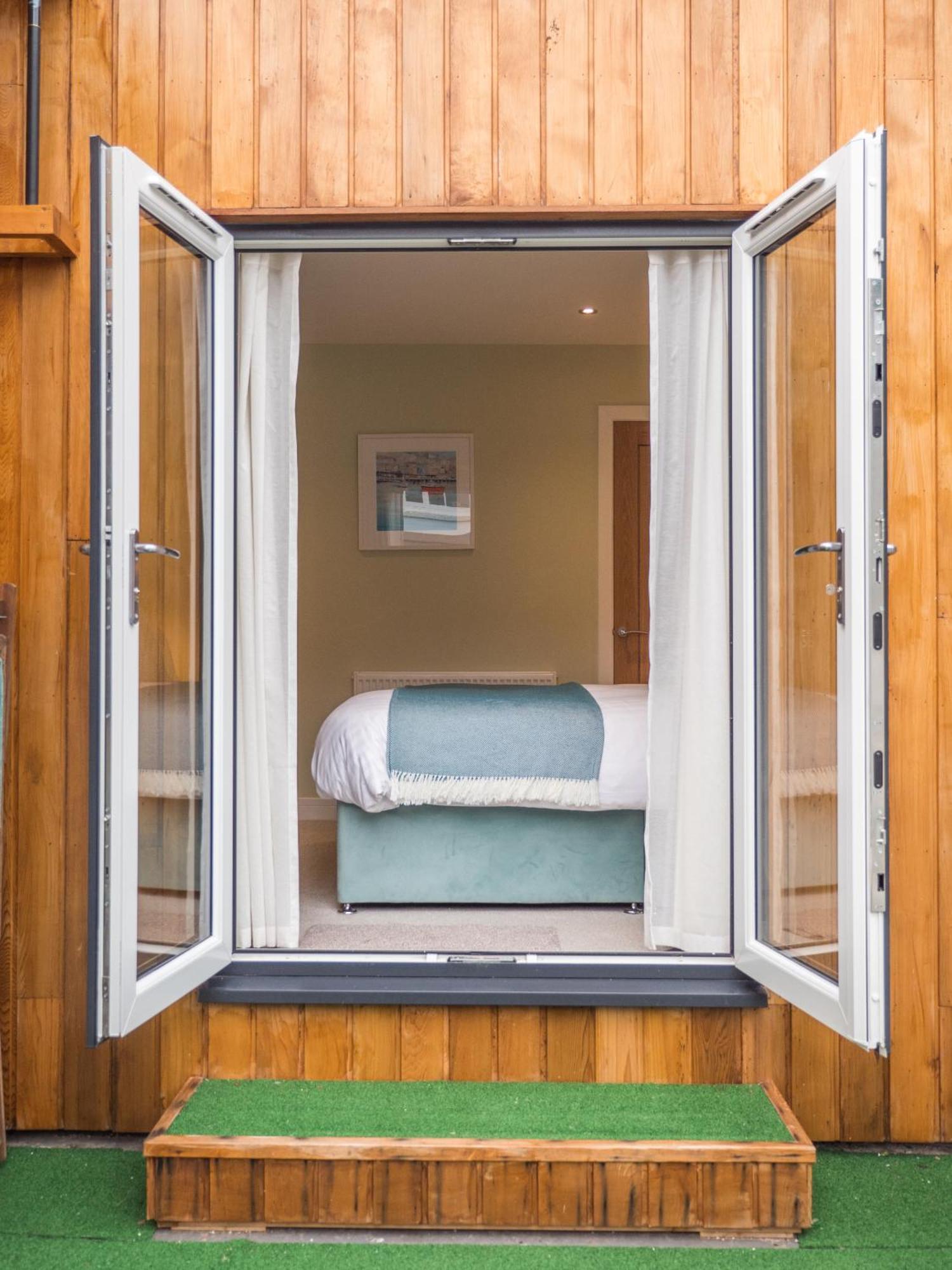 Double Room Terrace,1571445098:JPEG
