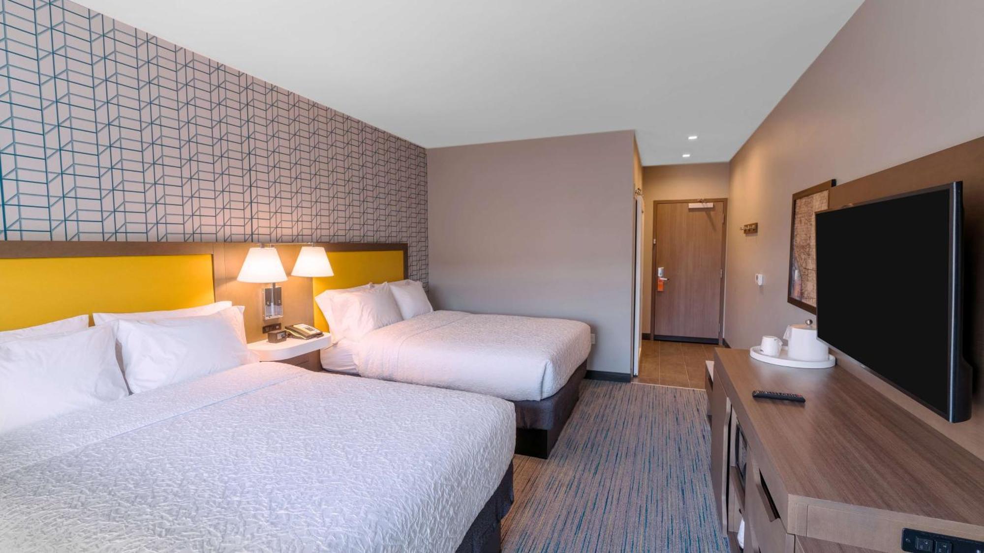 Queen Room - Mobility Access