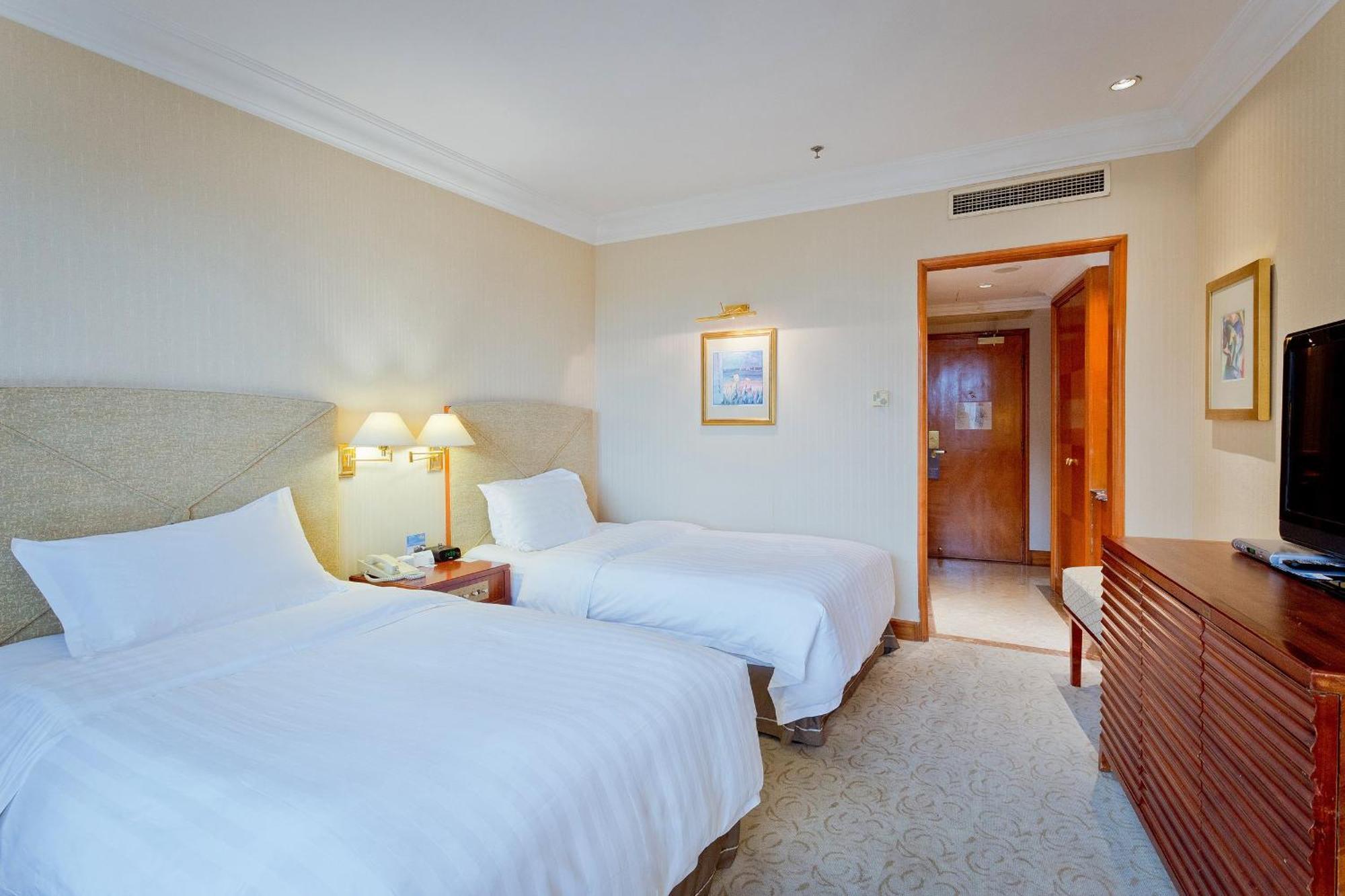 Standard Room with Two Single Beds