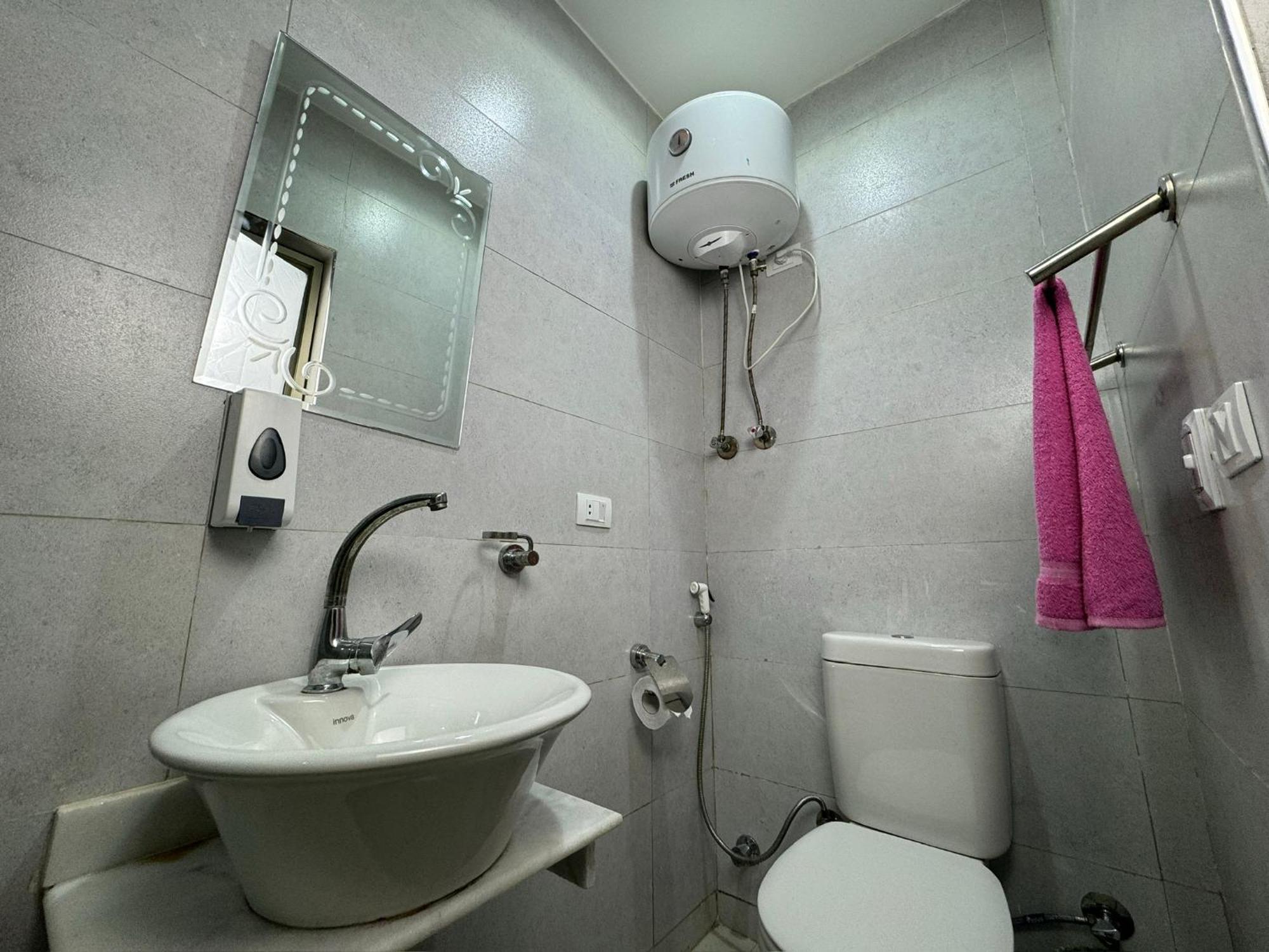 Economy Single Room
