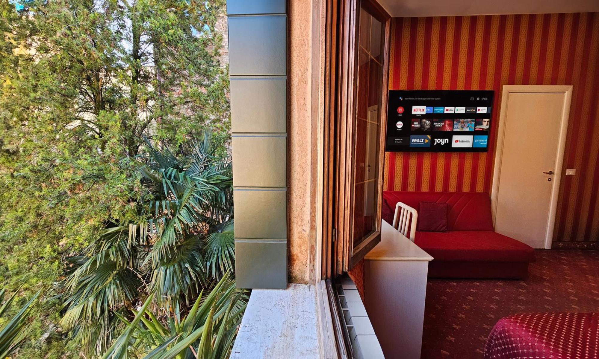 Deluxe Quadruple Room Garden View,1574687300:JPEG