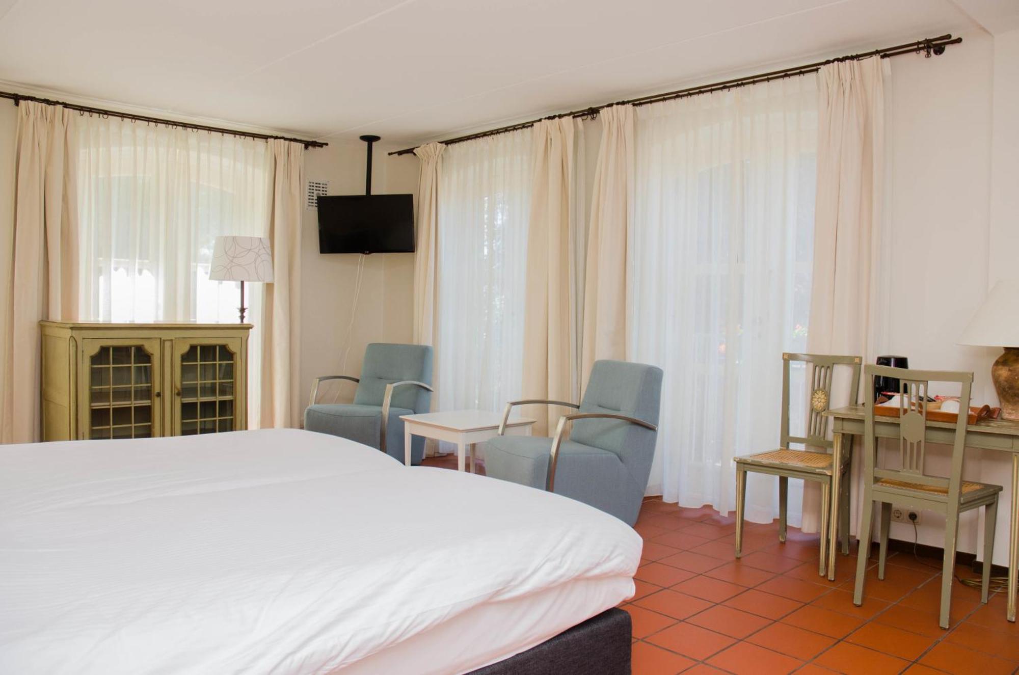 Luxury Twin Room