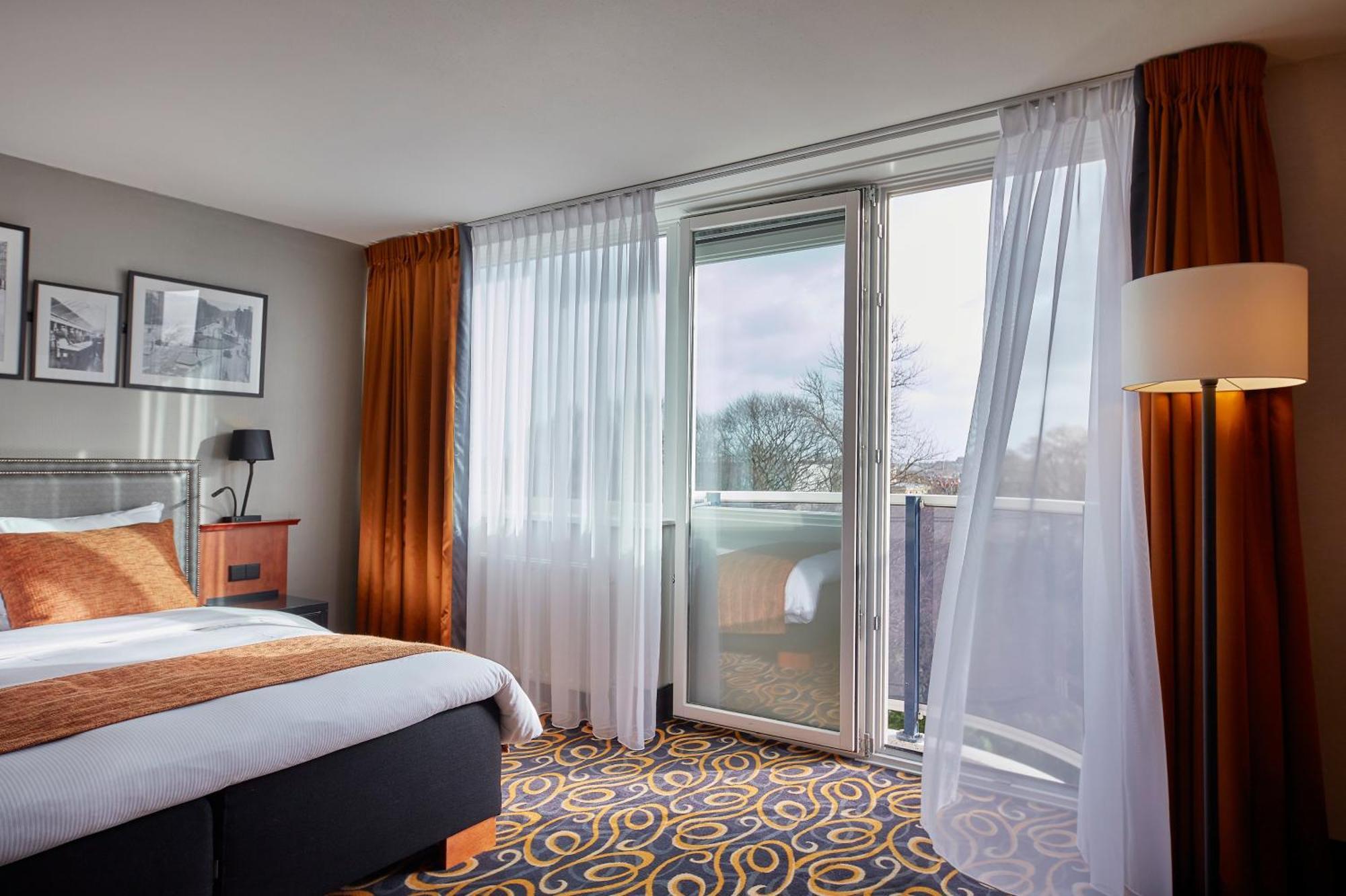 Deluxe Double or Twin Room with Balcony,815864024:JPEG