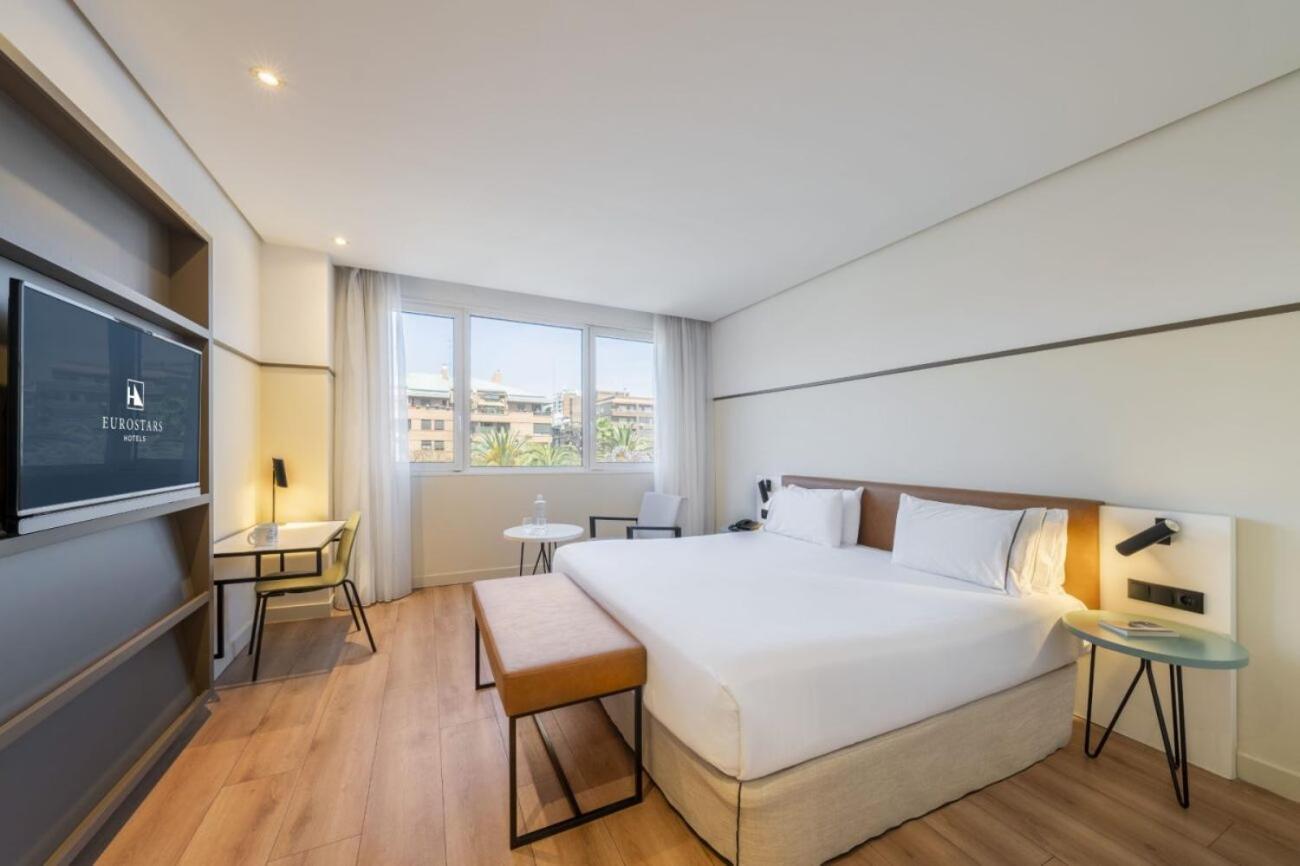 Double Room,1595396698:JPEG