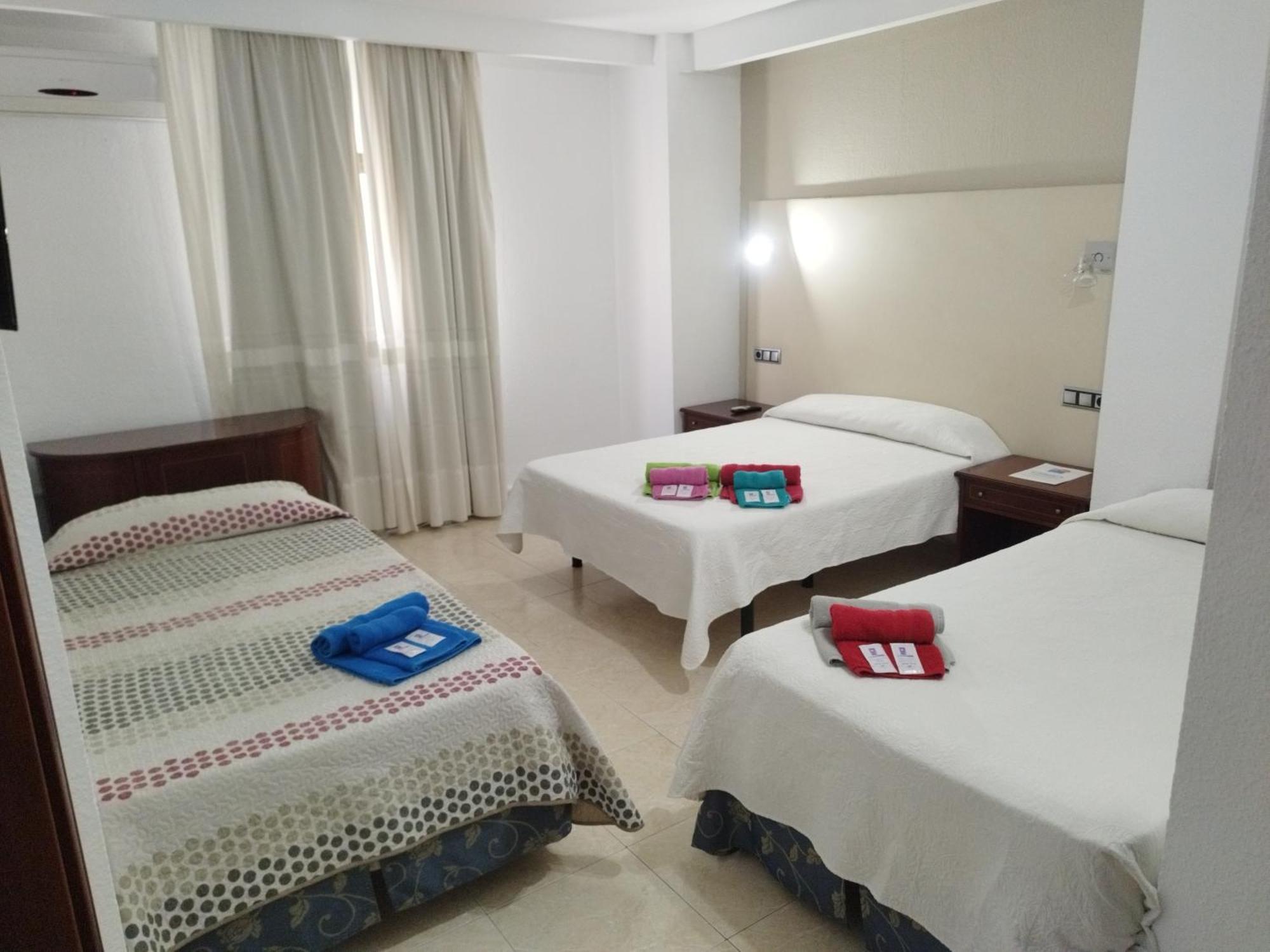 Standard Quadruple Room,1600581362:JPEG