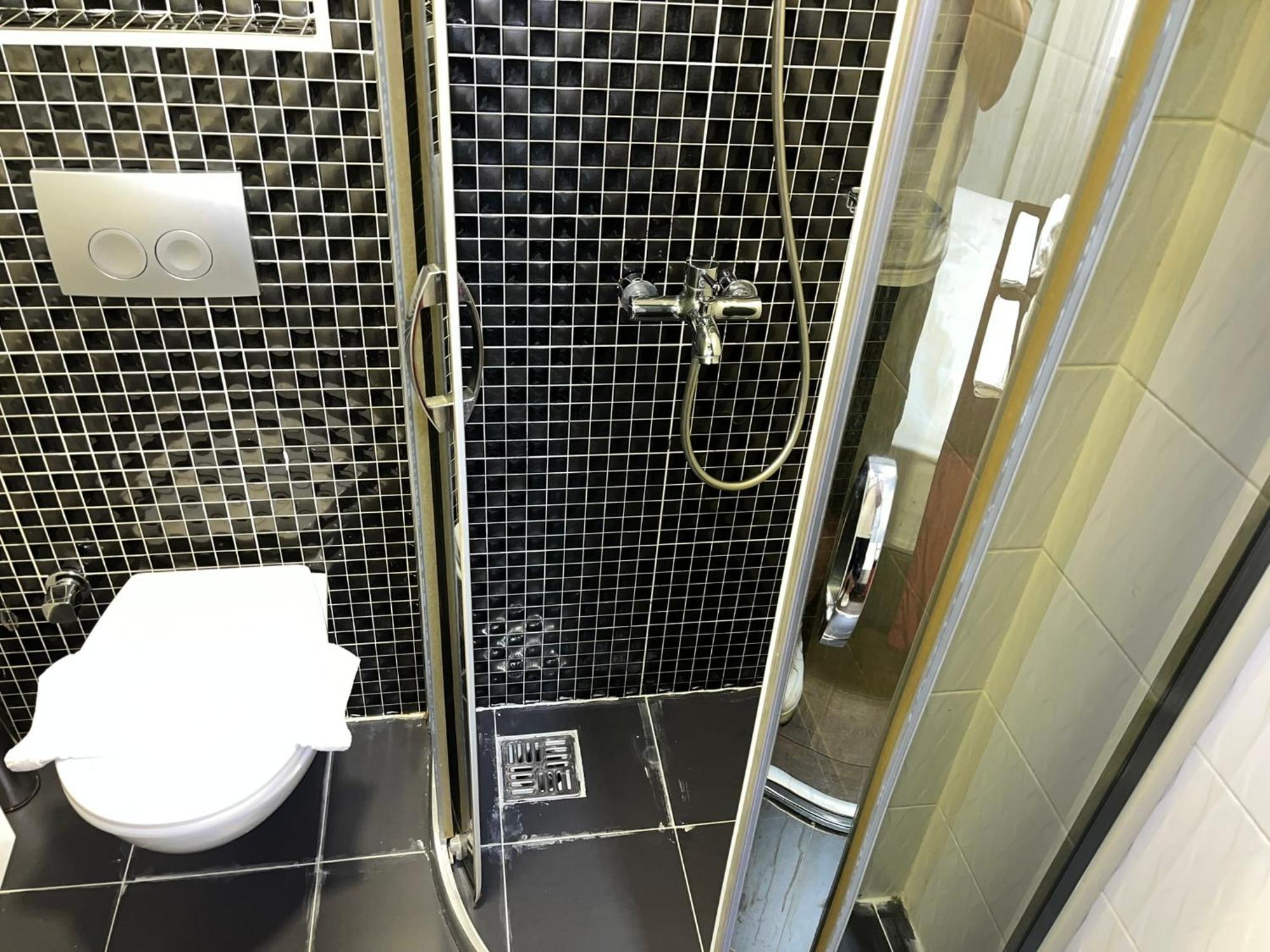 Double Room,1604795618:JPEG