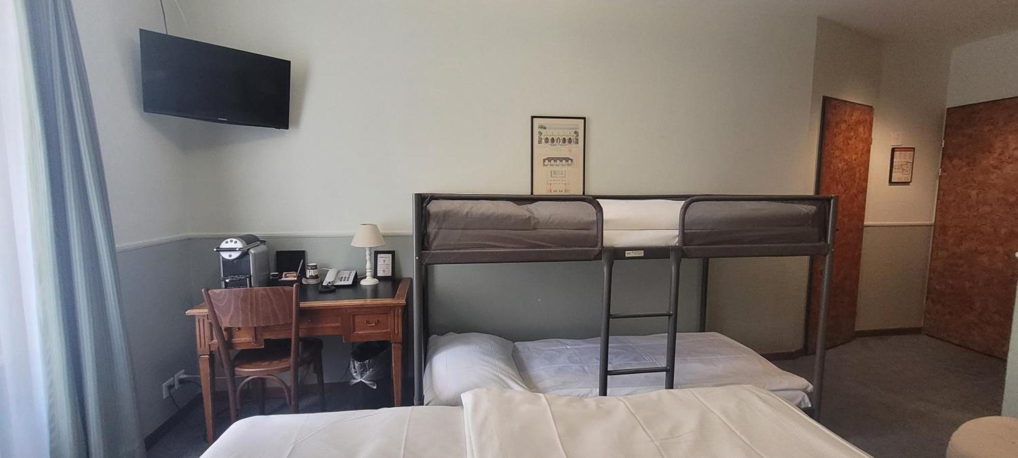 Chambre Quadruple Confort