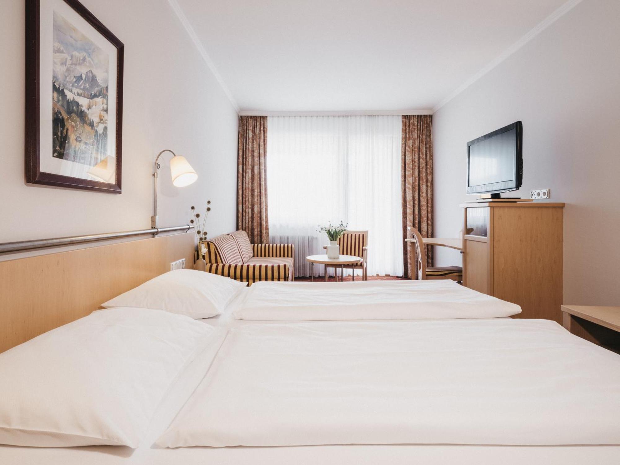 Comfort Triple Room